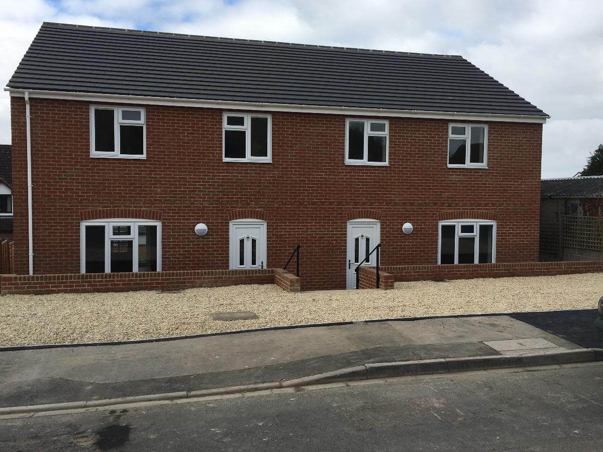 Builder: Image 4